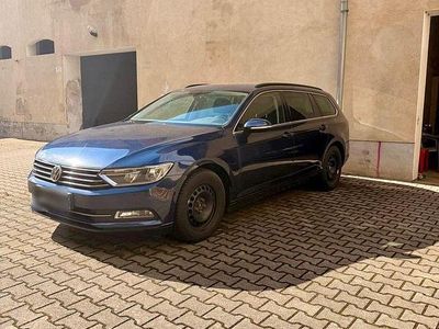 Gebraucht VW Passat Comfortline 150 PS (110 kW) 2016 Kombi