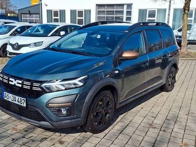 Gebraucht Dacia Jogger Extreme 141 PS (103 kW) 2023 Grün Van / Kleinbus