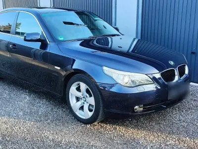 Gebraucht BMW 530 231 PS (169 kW) 2004 Blau Limousine