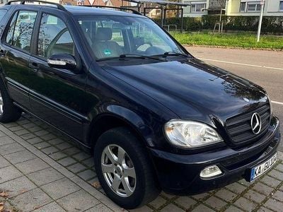 Gebraucht Mercedes ML270 Edition 163 PS (119 kW) 2004 Blau SUV