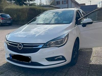 Usata Opel Astra 110 CV (80 kW) 2017 Bianco Station wagon