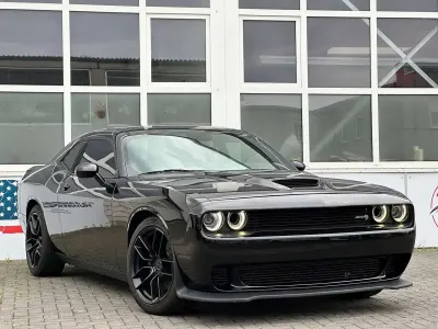 Käytetty Dodge Challenger