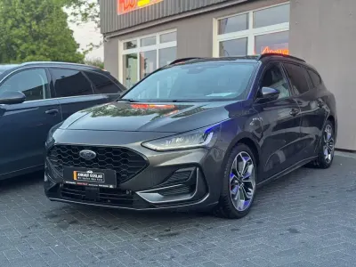 Gebraucht Ford Focus ST-Line 120 PS (88 kW) 2022 Grau Limousine