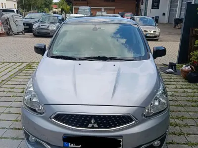 Gebraucht Mitsubishi Space Star 80 PS (58 kW) 2017 Silber Kleinwagen