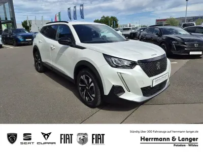 Gebraucht Peugeot 2008 Allure 131 PS (96 kW) 2023 Weiß SUV