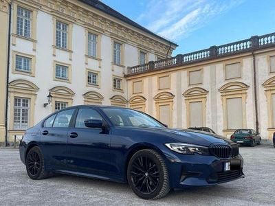Gebraucht BMW 318 150 PS (110 kW) 2021 Blau Limousine