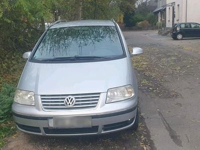 VW Sharan