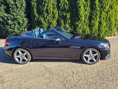 Schwarz Gebraucht 2018 Mercedes SLC300 Cabrio | 25.800 € (Fairer Preis)