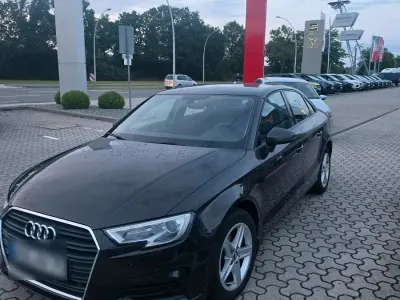 Gebraucht Audi A3 110 PS (80 kW) 2016 Schwarz Limousine