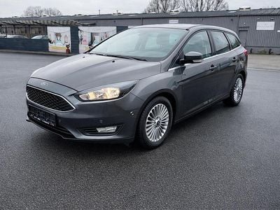 Gebraucht Ford Focus Cool & Connect 125 PS (91 kW) 2018 Grau Kombi