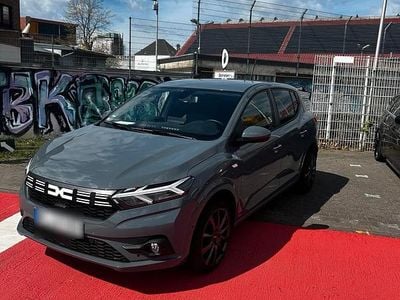 Second-hand Dacia Sandero Expression 90 CP (66 kW) 2024 Gri Hatchback