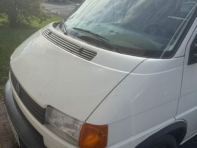 Gebraucht VW Multivan 68 PS (50 kW) 2002 Weiß Van / Kleinbus