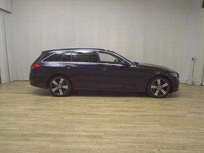 Gebraucht Mercedes C220 Avantgarde 220 PS (161 kW) 2022 Schwarz Kombi