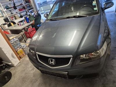 Andere farben Gebraucht 2004 Honda Accord Executive Limousine | 3.000 € (Etwas zu teuer)