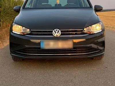 Gebraucht VW Golf Sportsvan Join 110 PS (80 kW) 2018 Grau Van / Kleinbus