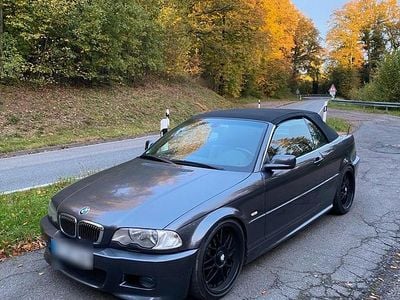 Gebraucht BMW 330 Cabriolet 231 PS (169 kW) 2001 Grau Cabrio