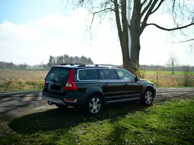 Gebraucht Volvo XC70 163 PS (119 kW) 2011 Schwarz Kombi