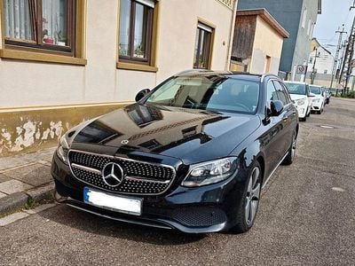 Second-hand Mercedes E200 Avantgarde 184 CP (135 kW) 2017 Negru Break