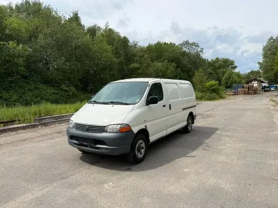 Gebraucht Toyota HiAce 109 PS (80 kW) 2005 Weiß Van