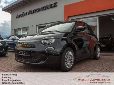 Gebraucht Fiat 500e Action 69 kW (95 PS) 2022 Schwarz Limousine