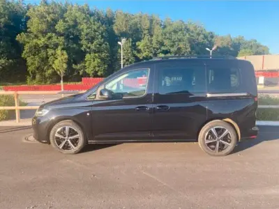 Gebraucht VW Caddy Life 102 PS (75 kW) 2021 Schwarz Van / Kleinbus