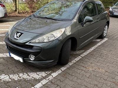 Gebraucht Peugeot 207 Urban Move 95 PS (69 kW) 2008 Grau Limousine