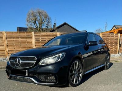 Mercedes E63 AMG