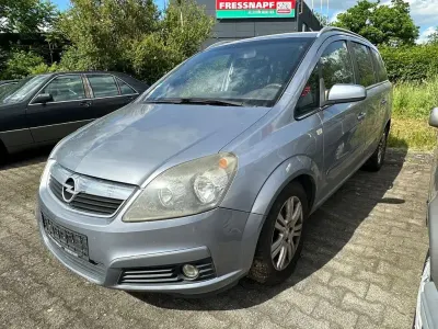 Gebraucht Opel Zafira Edition 140 PS (102 kW) 2006 Silber Van / Kleinbus