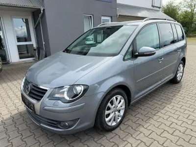 Gebraucht VW Touran Freestyle 105 PS (77 kW) 2010 Grau Van / Kleinbus