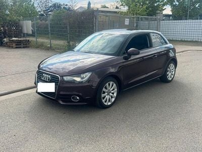 Usata Audi A1 Ambition 122 CV (89 kW) 2013 Viola Utilitaria