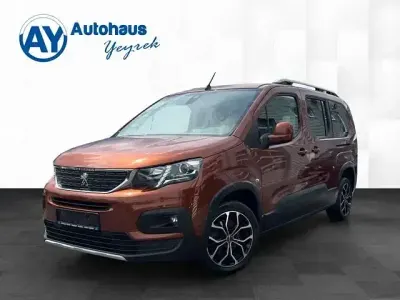 Gebraucht Peugeot Rifter Allure 131 PS (96 kW) 2020 Orange Van / Kleinbus