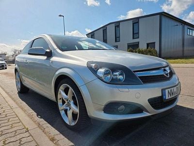 Gebraucht Opel Astra GTC Cosmo 116 PS (85 kW) 2007 Silber Limousine