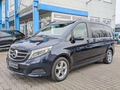 Gebraucht Mercedes V250 190 PS (139 kW) 2017 Blau Van / Kleinbus