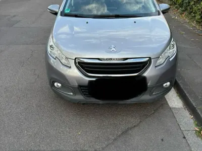 Gebraucht Peugeot 2008 Active 110 PS (80 kW) 2016 Grau SUV