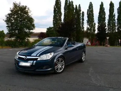 Gebraucht Opel Astra Cabriolet 150 PS (110 kW) 2007 Blau Cabrio
