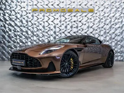 Gebraucht Aston Martin DB12 680 PS (500 kW) 2025 Braun