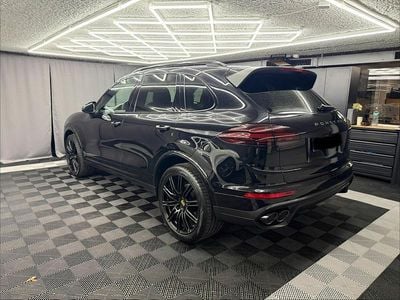 Usata Porsche Cayenne Platinum Edition 262 CV (192 kW) 2016 Nero SUV