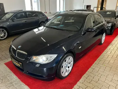 Gebraucht BMW 325 Advantage 218 PS (160 kW) 2008 Blau Limousine