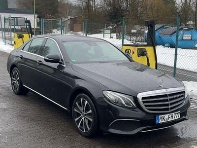 Gebraucht Mercedes E200 184 PS (135 kW) 2017 Schwarz Limousine