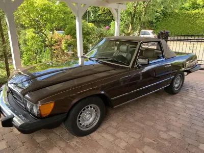 Usata Mercedes SL380 158 CV (116 kW) 1982 Marrone Cabrio