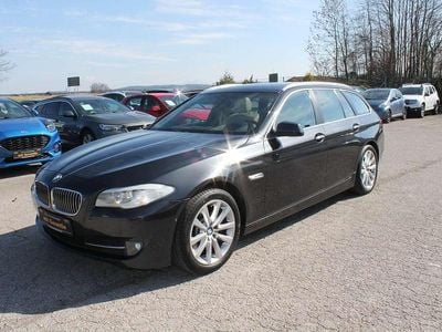 Gebraucht BMW 525 Sport Line 218 PS (160 kW) 2012 Sophistograu brillanteffekt Kombi
