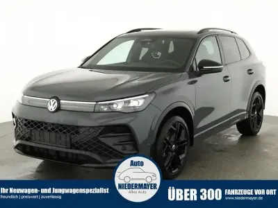Nuova VW Tiguan R-line 265 CV (194 kW) 2025 Nero SUV