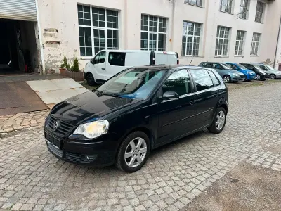 Gebraucht VW Polo United 80 PS (58 kW) 2009 Schwarz Kleinwagen