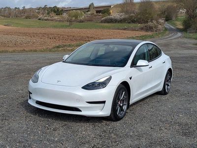 Gebraucht Tesla Model 3 208 kW (283 PS) 2022 Weiß Limousine