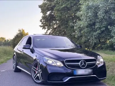 Gebraucht Mercedes E63S AMG AMG 258 PS (189 kW) 2016 Schwarz Limousine
