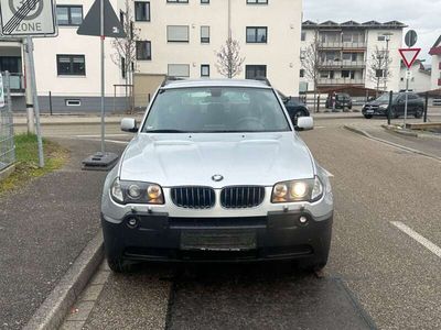 gebraucht BMW X3 3.0d /4x4 / Xenon / Navi / AHK