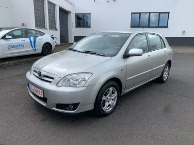 Gebraucht Toyota Corolla Sol 110 PS (80 kW) 2005 Silber Limousine
