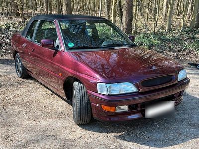 Gebraucht Ford Escort Cabriolet 105 PS (77 kW) 1994 Violet Cabrio
