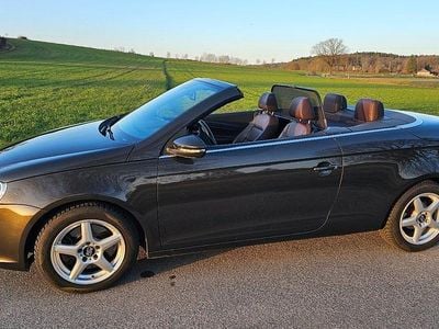 Gebraucht VW Eos 140 PS (102 kW) 2008 Braun Cabrio