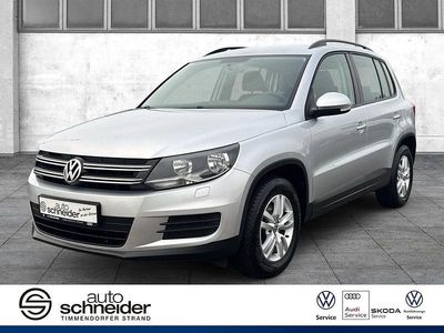 Silber Gebraucht 2015 VW Tiguan Trendline SUV | 10.980 € (Fairer Preis)